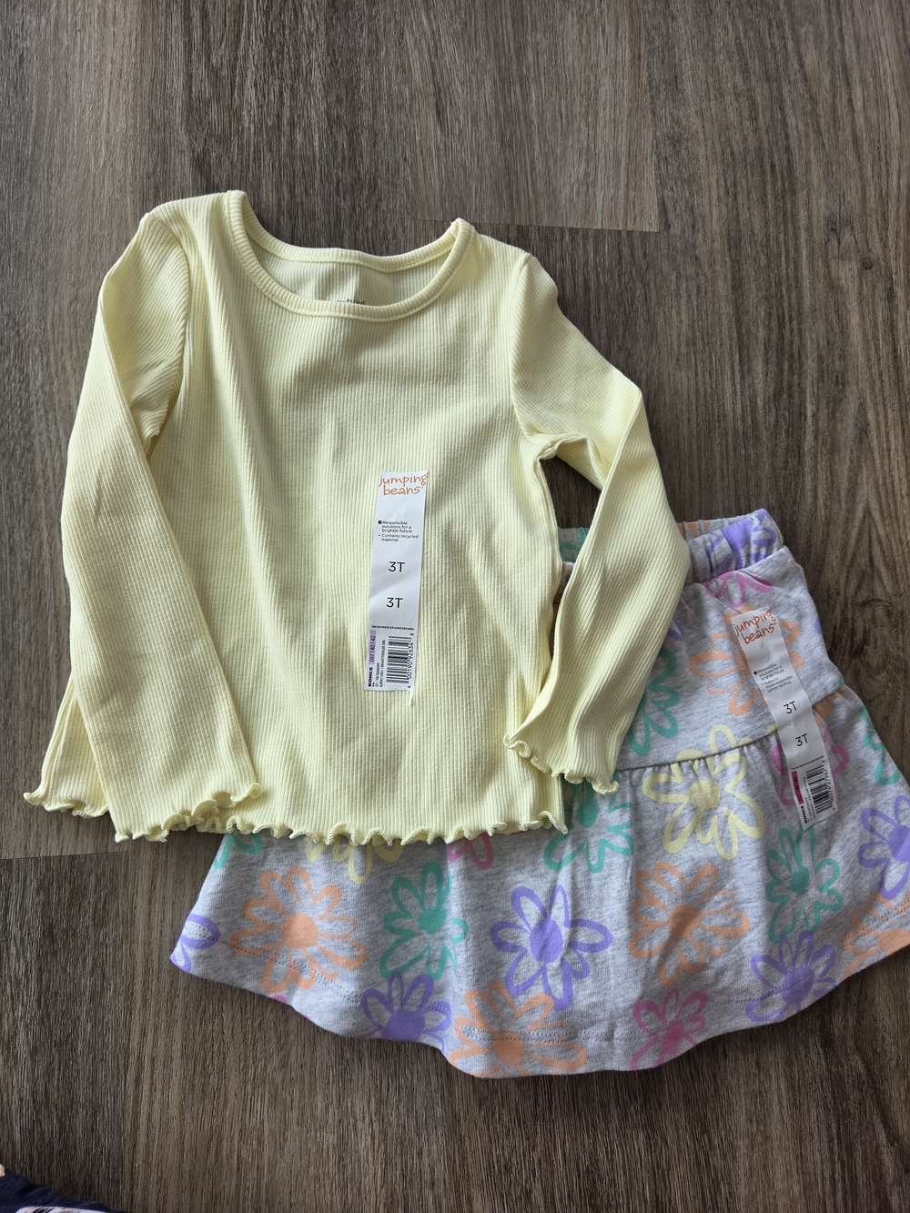 jumping beans Yellow Ribbed Top with Multicolor Floral Skirt Set Size 3t Nwt